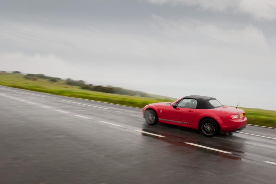  Mazda MX-5 Kuro 2012 года  (UK) (фото 42 из 54)